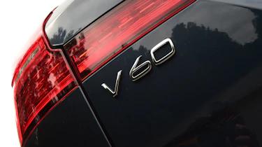 Volvo V60 - V60 badge