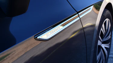 Volkswagen Arteon 1.5 petrol TSI side badge