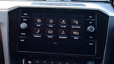 Volkswagen Arteon 1.5 petrol TSI infotainment