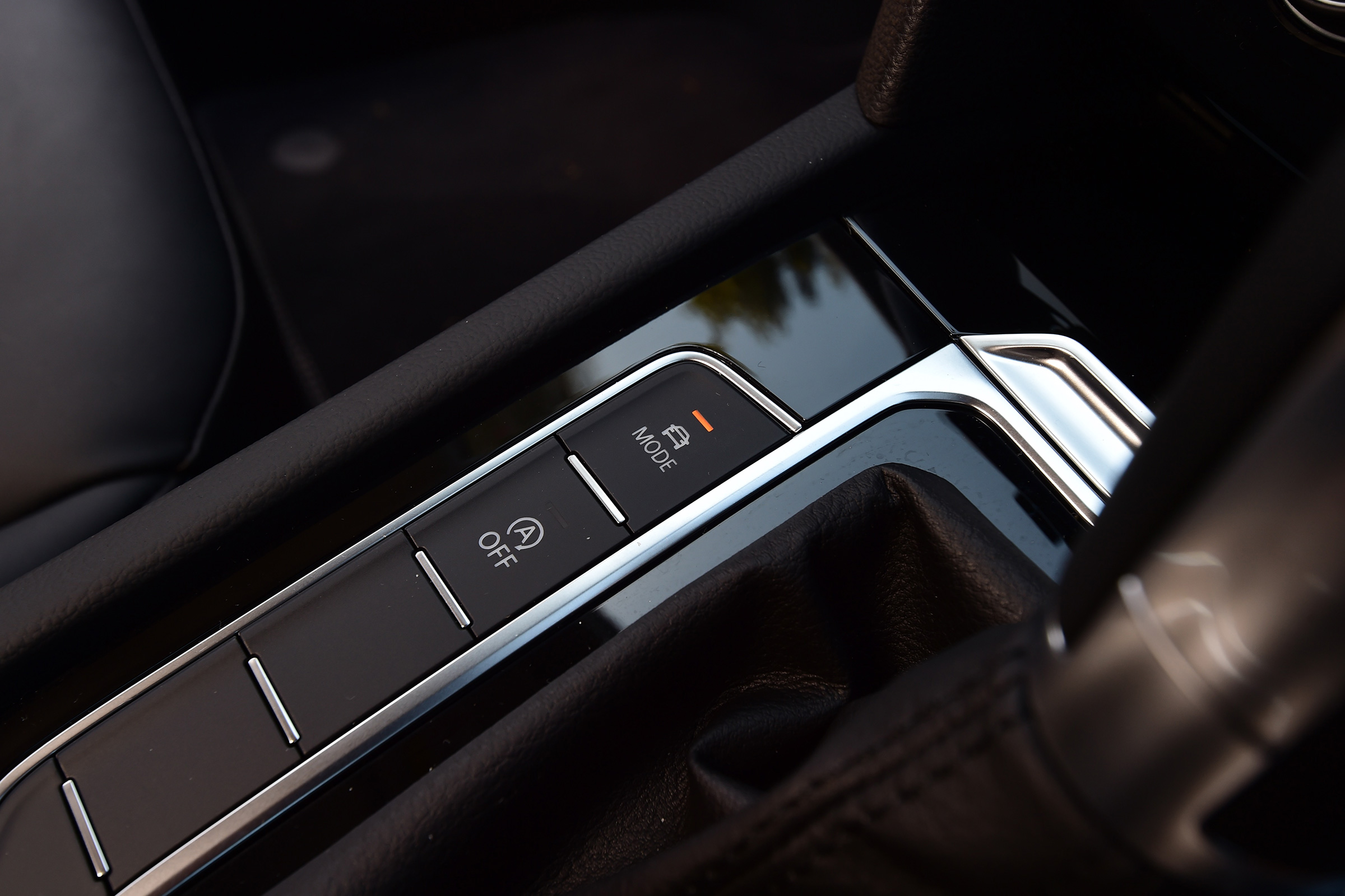 Volkswagen Arteon 1.5 petrol TSI buttons