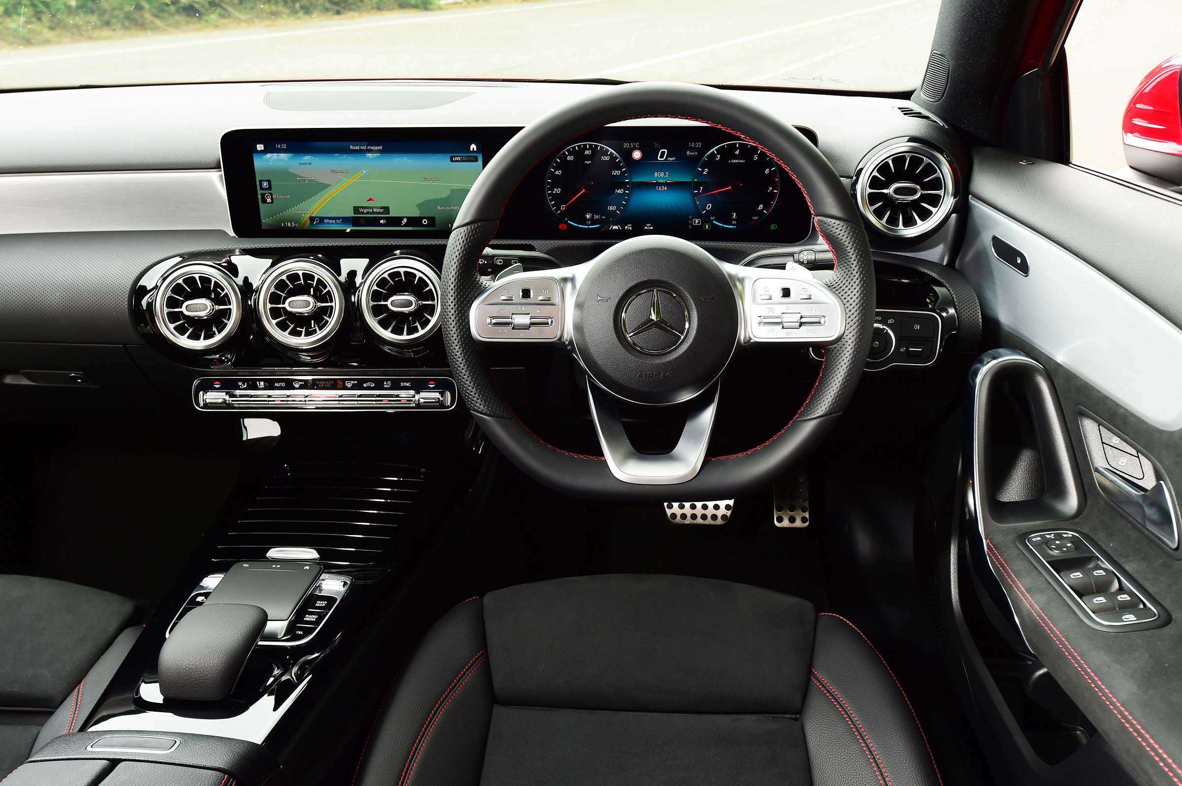 Mercedes A-Class - dash