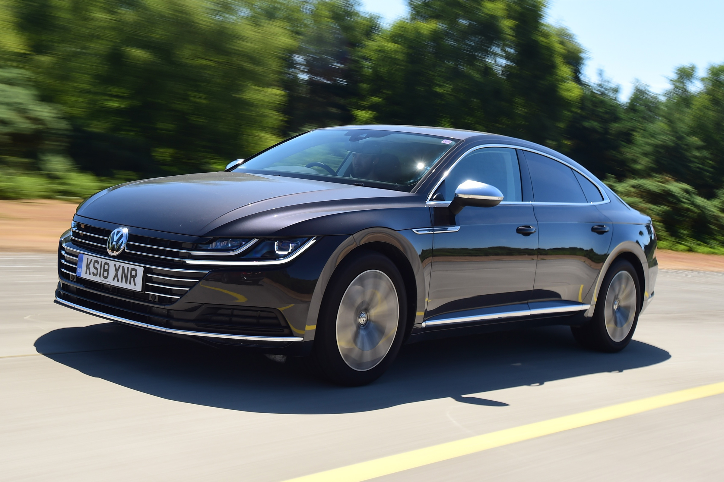 Volkswagen Arteon 1.5 petrol TSI tracking