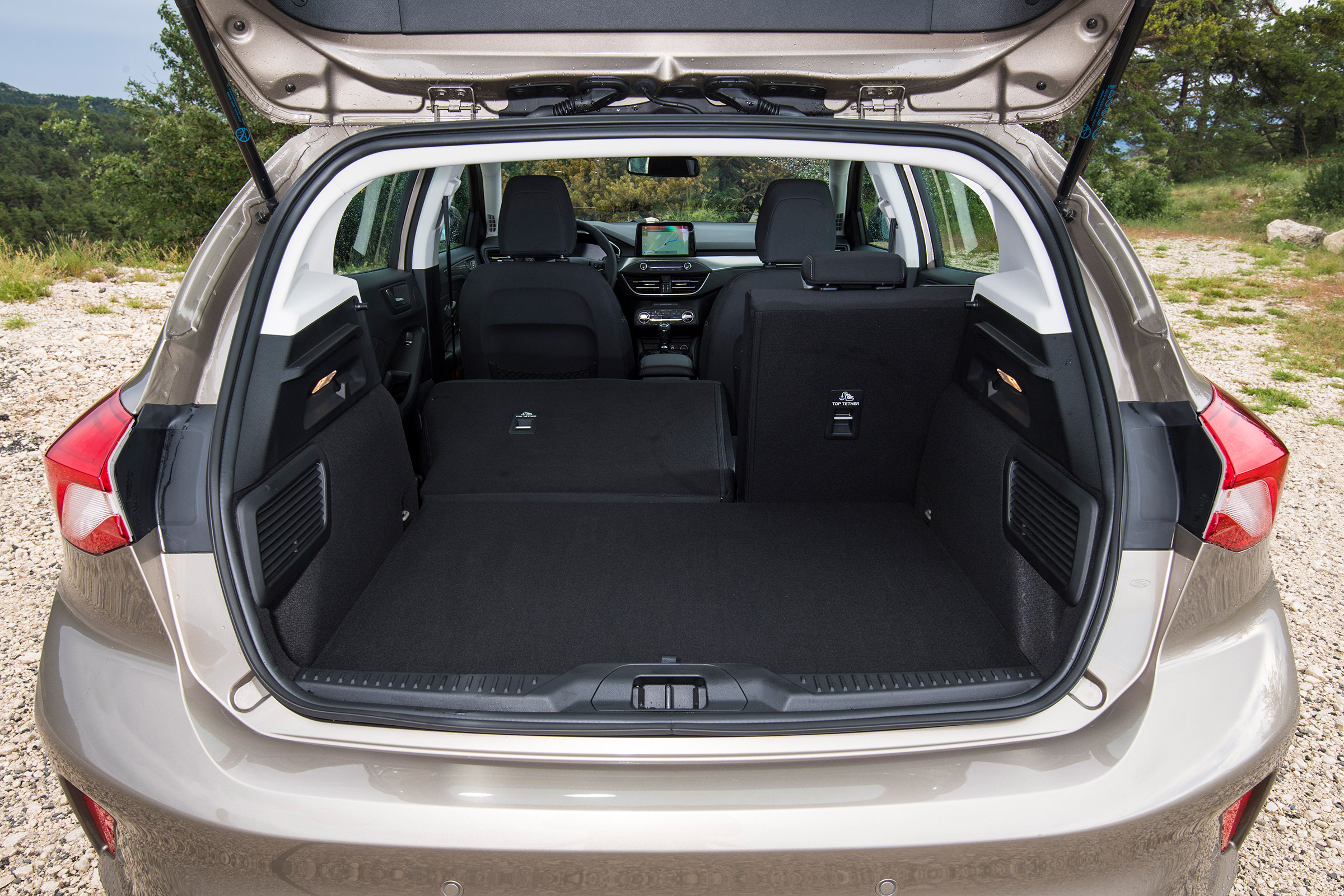 Ford Focus - boot