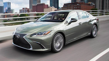 Lexus ES - front