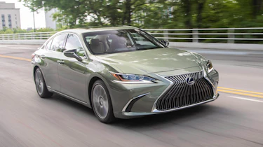 Lexus ES - front/side