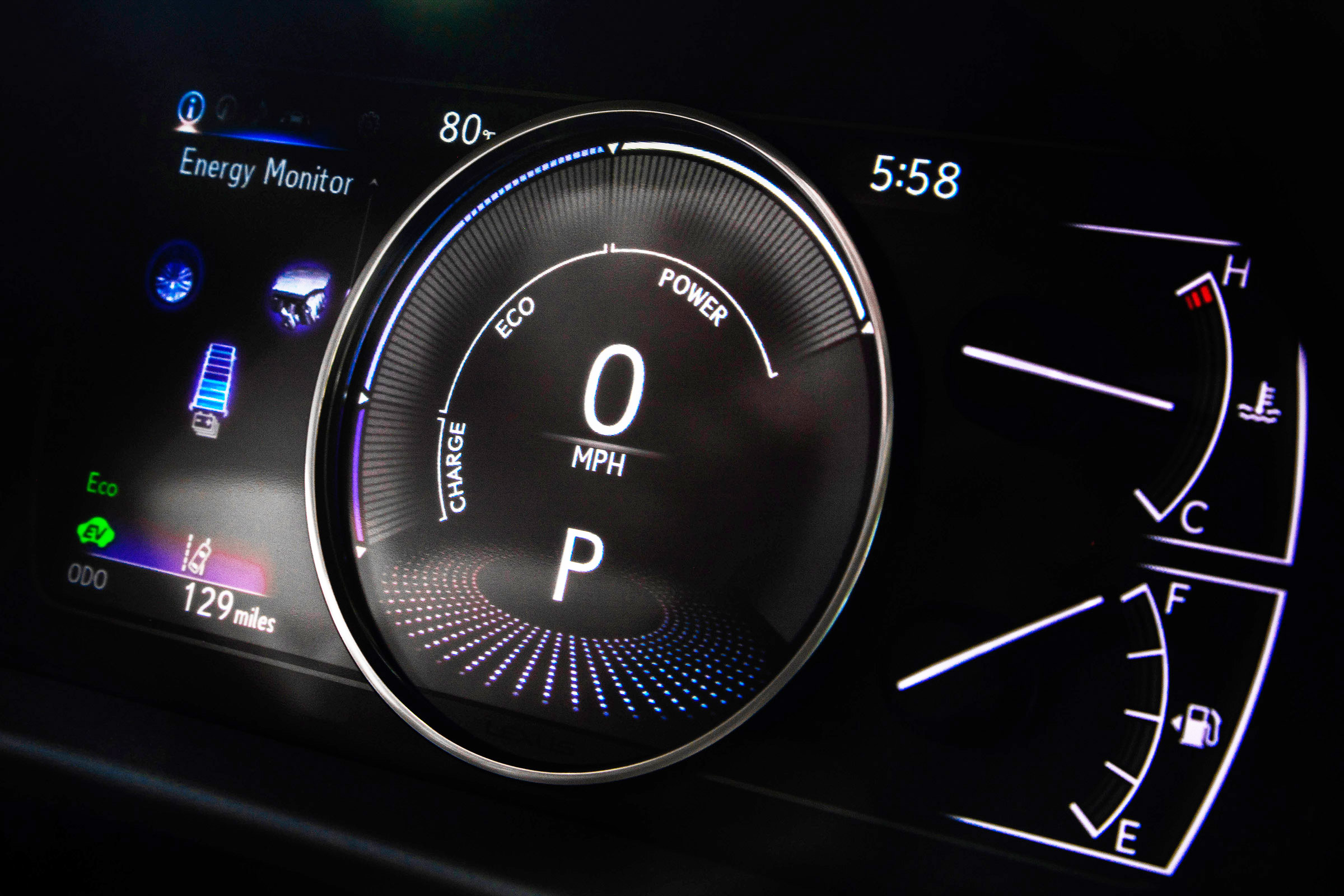 Lexus ES - dials