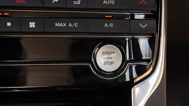 Used Jaguar XE - start/stop