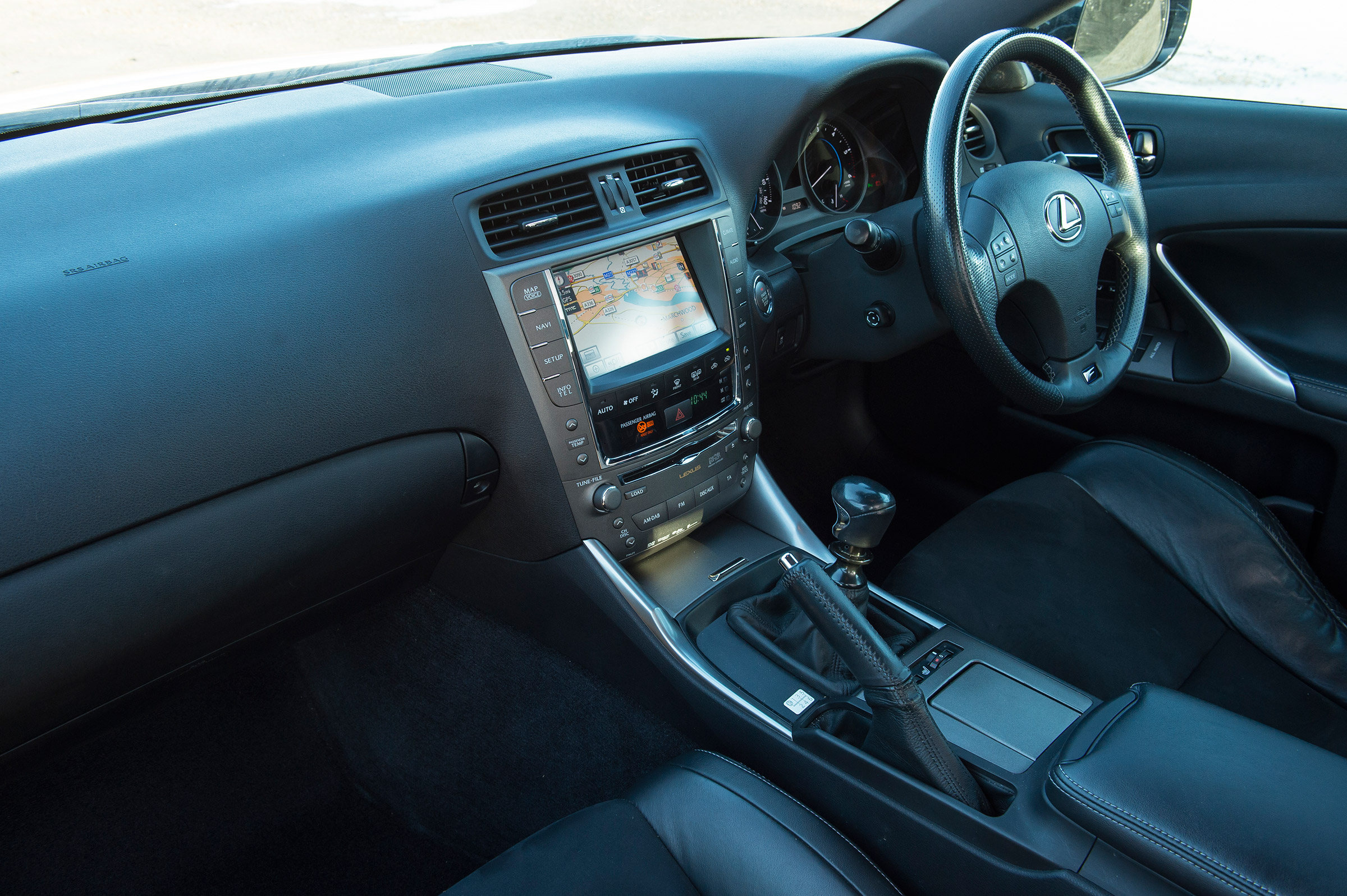 Used Lexus IS - cabin
