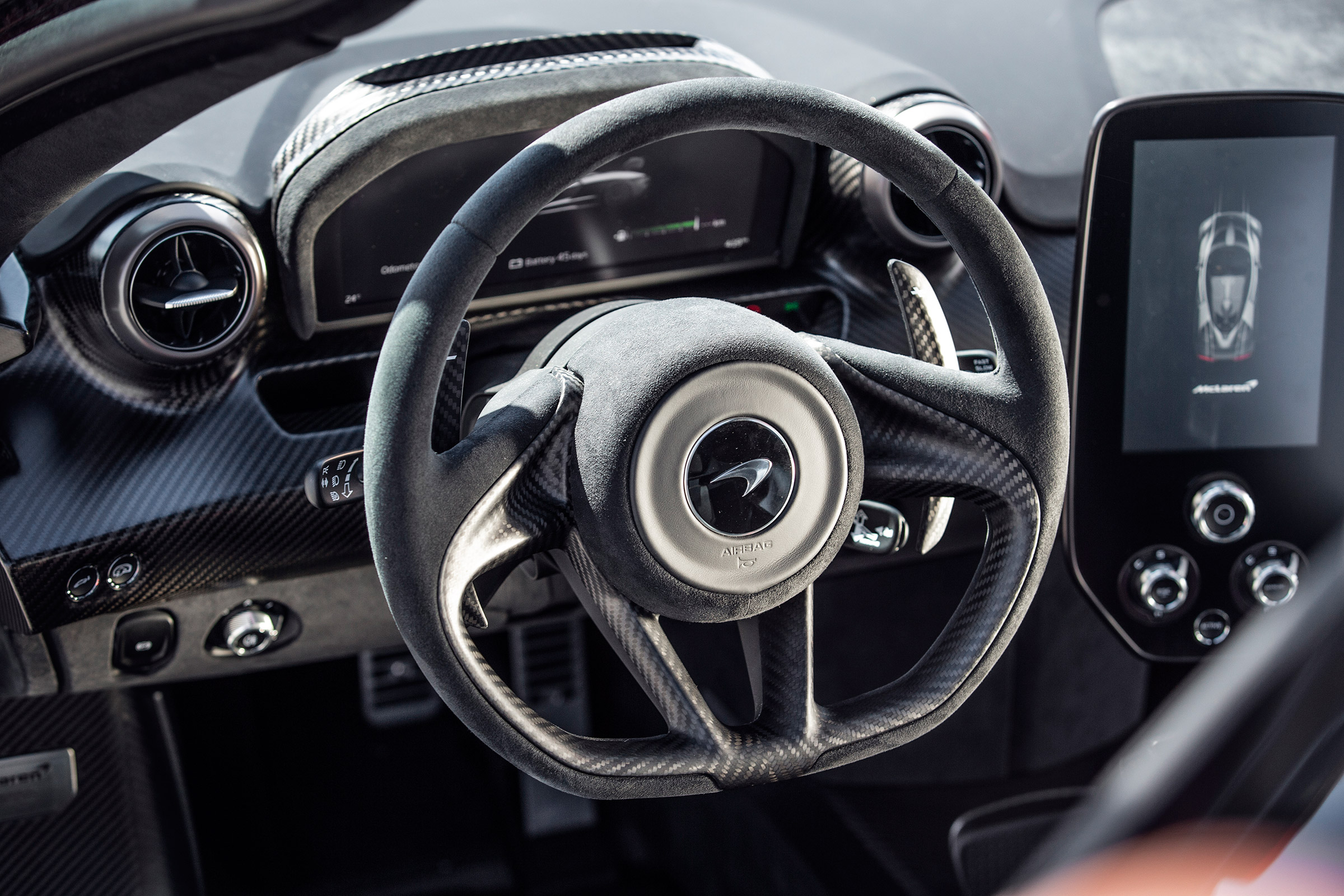 McLaren Senna - dash