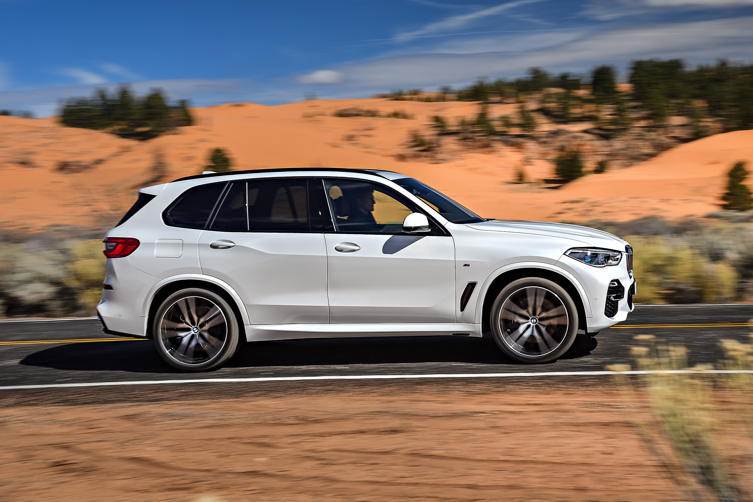 BMW X5 - side