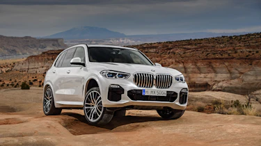 BMW X5 - front off-road action
