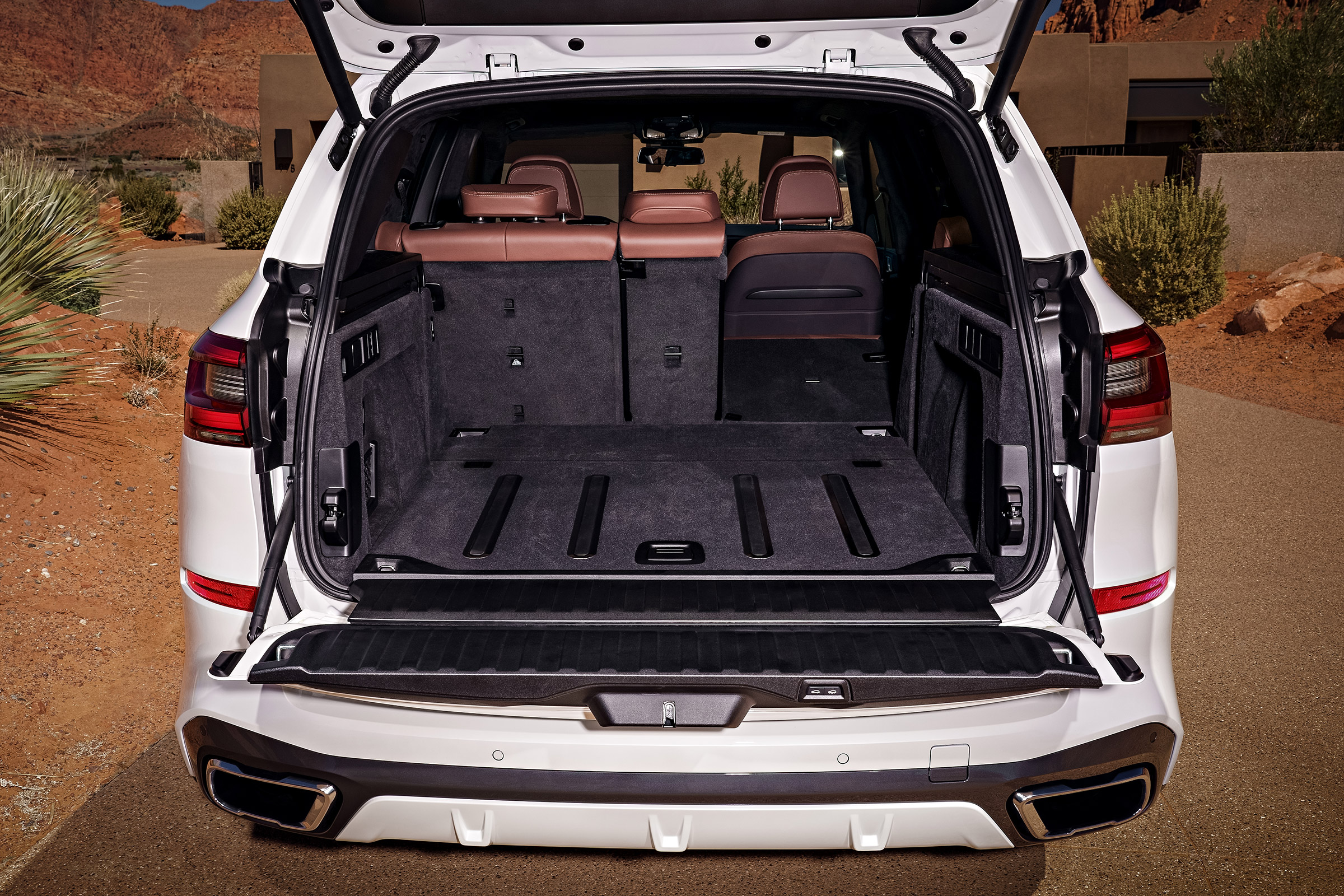BMW X5 - boot