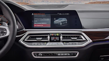 BMW X5 - infotainment