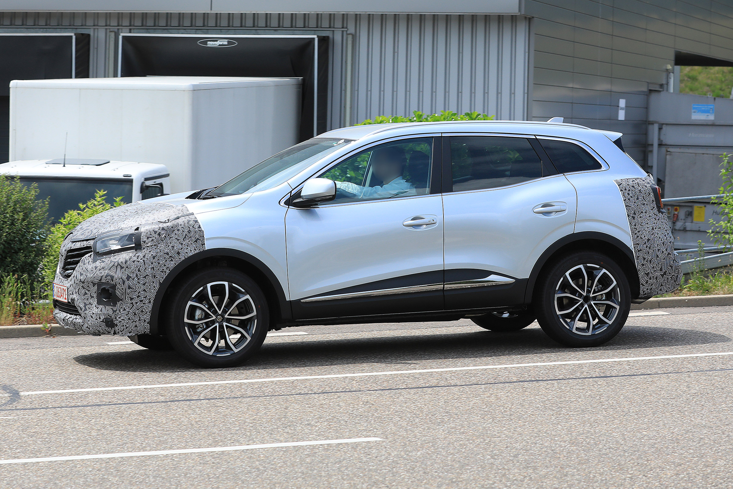 Renault Kadjar - spyshot 6