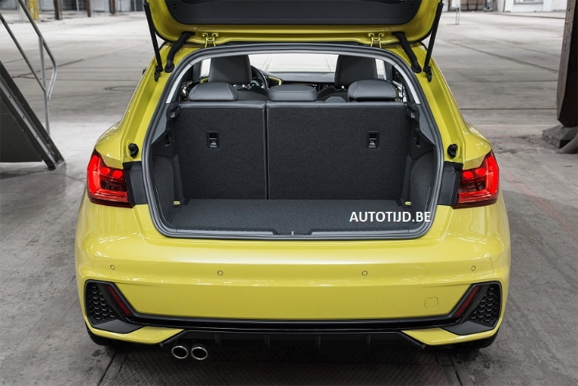 Audi A1 - leak boot