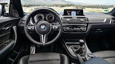 BMW M2 Competition - dash