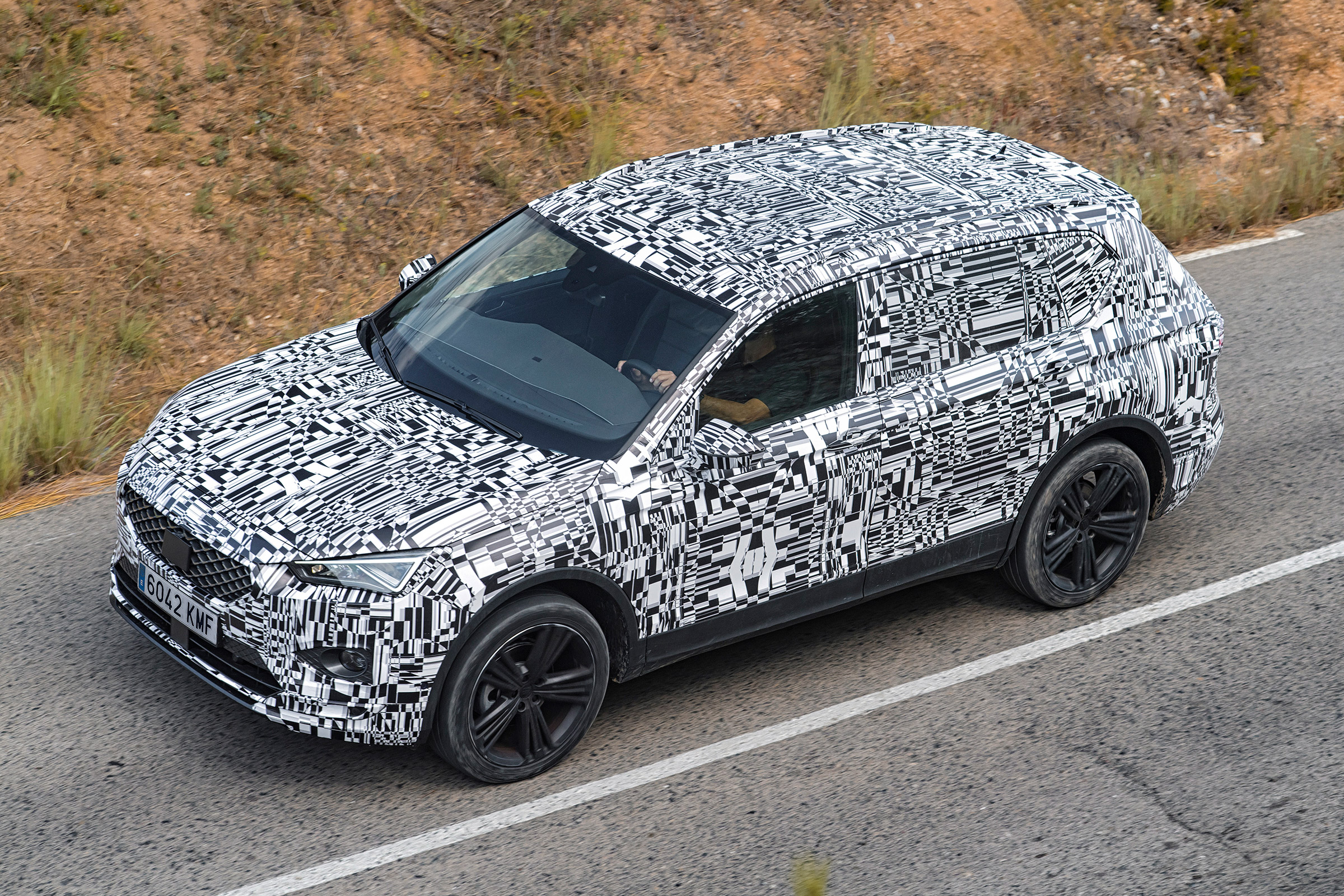 SEAT Tarraco prototype - above