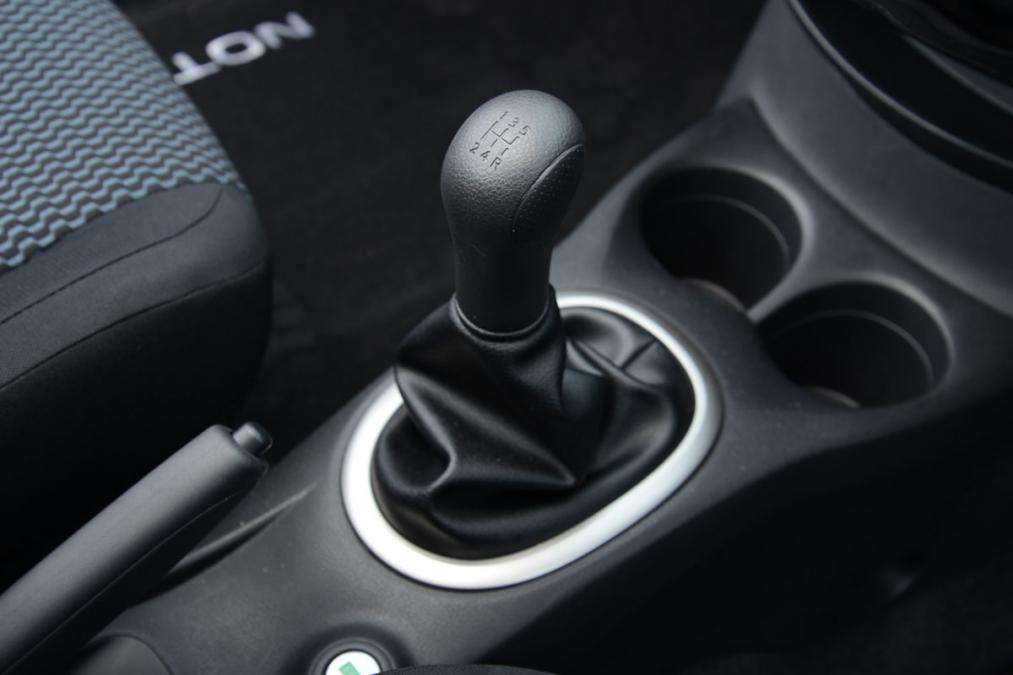 Used Nissan Note Mk2 - transmission