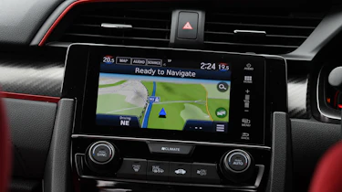Honda Civic Type R - sat-nav