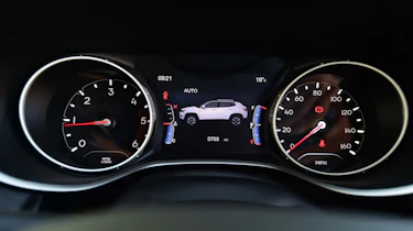 Jeep Compass - dials