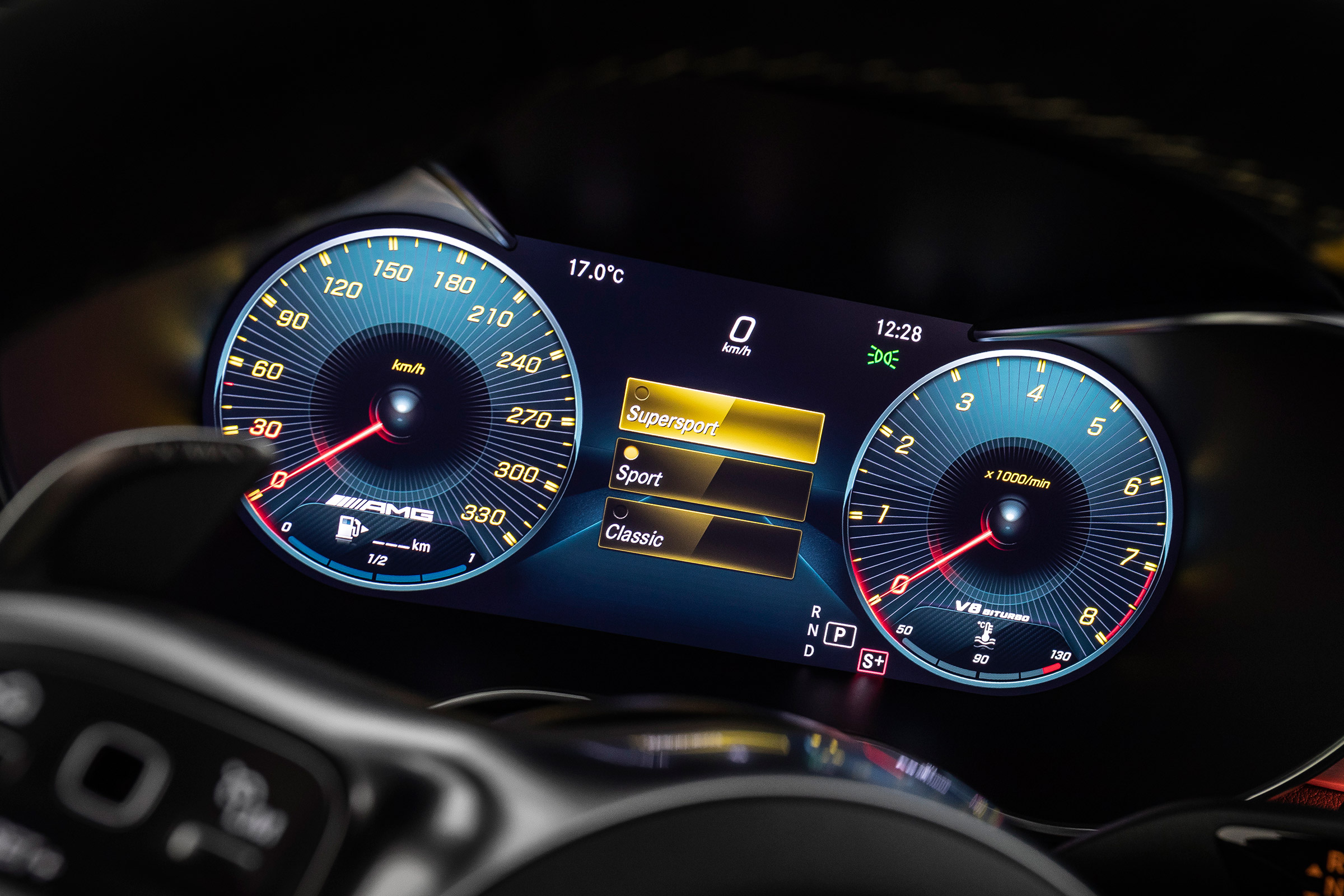 Mercedes-AMG C 63 S Coupe - dials