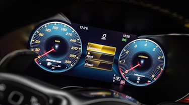 Mercedes-AMG C 63 S Coupe - dials