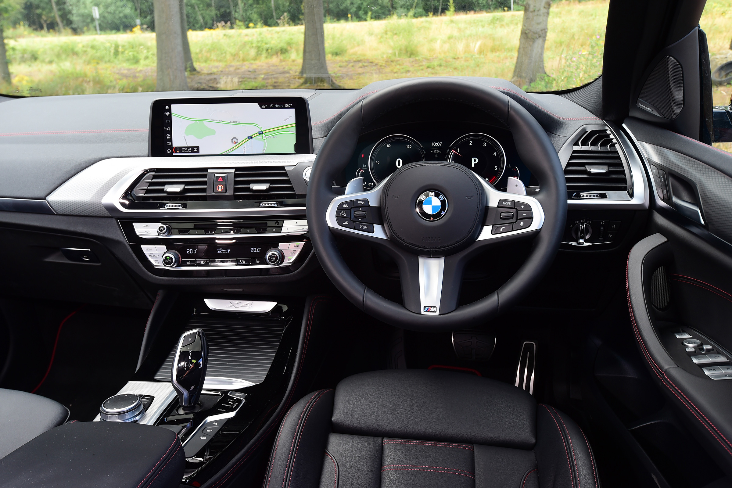 BMW X4 - interior
