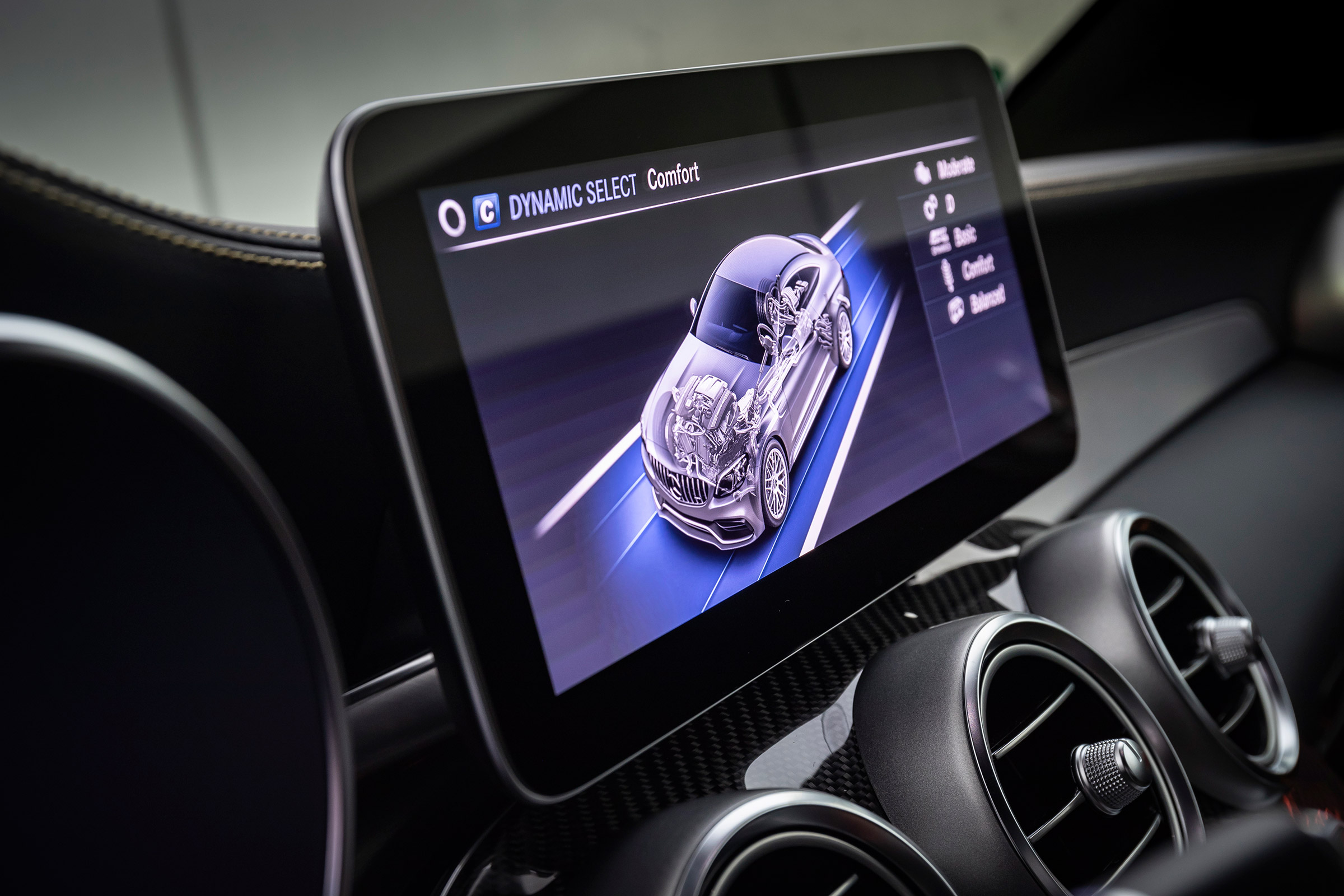 Mercedes-AMG C 63 S Coupe - Comfort mode