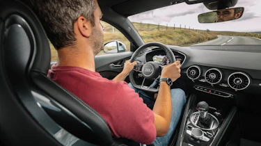 Audi TT S - driving