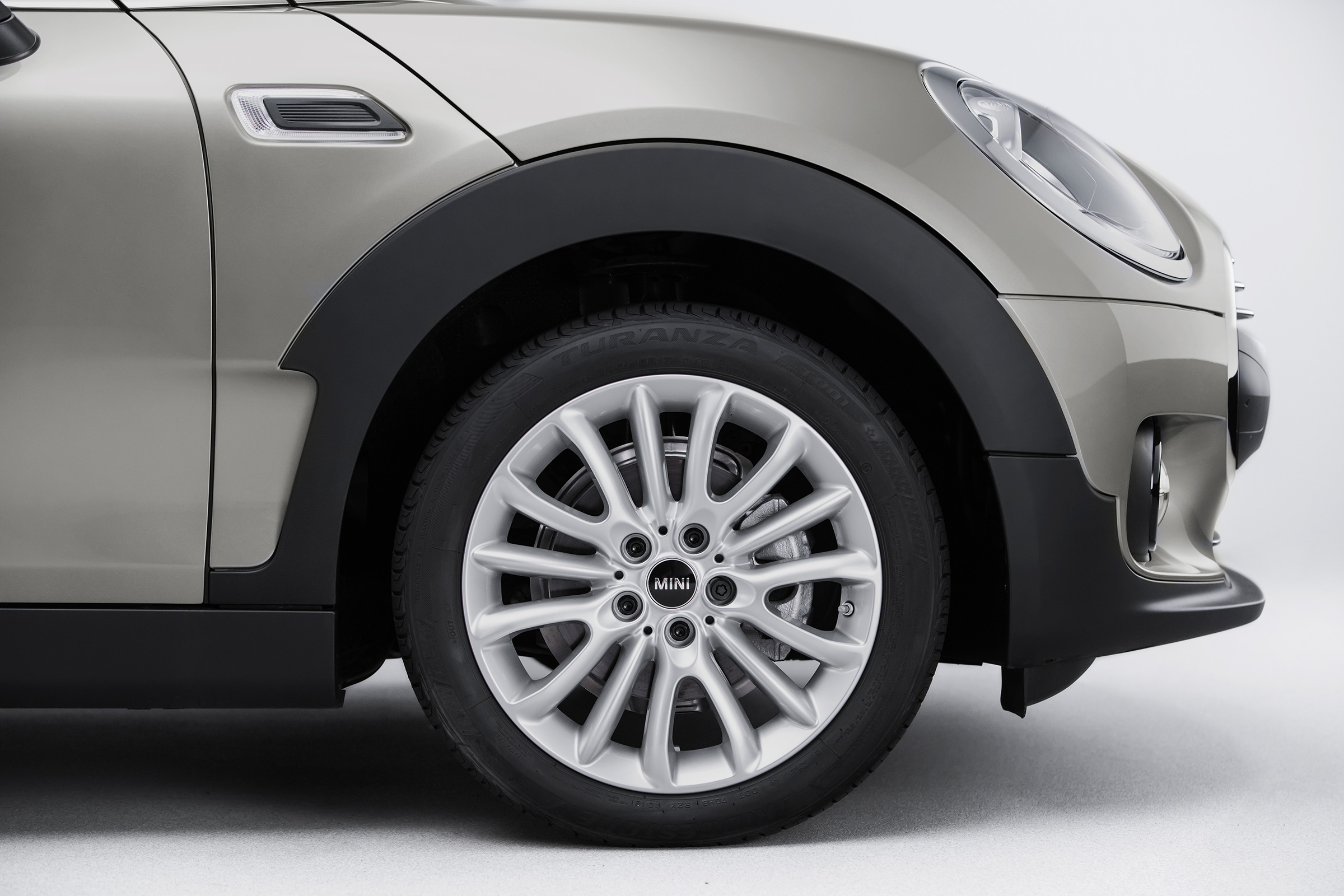 MINI Clubman City - wheel