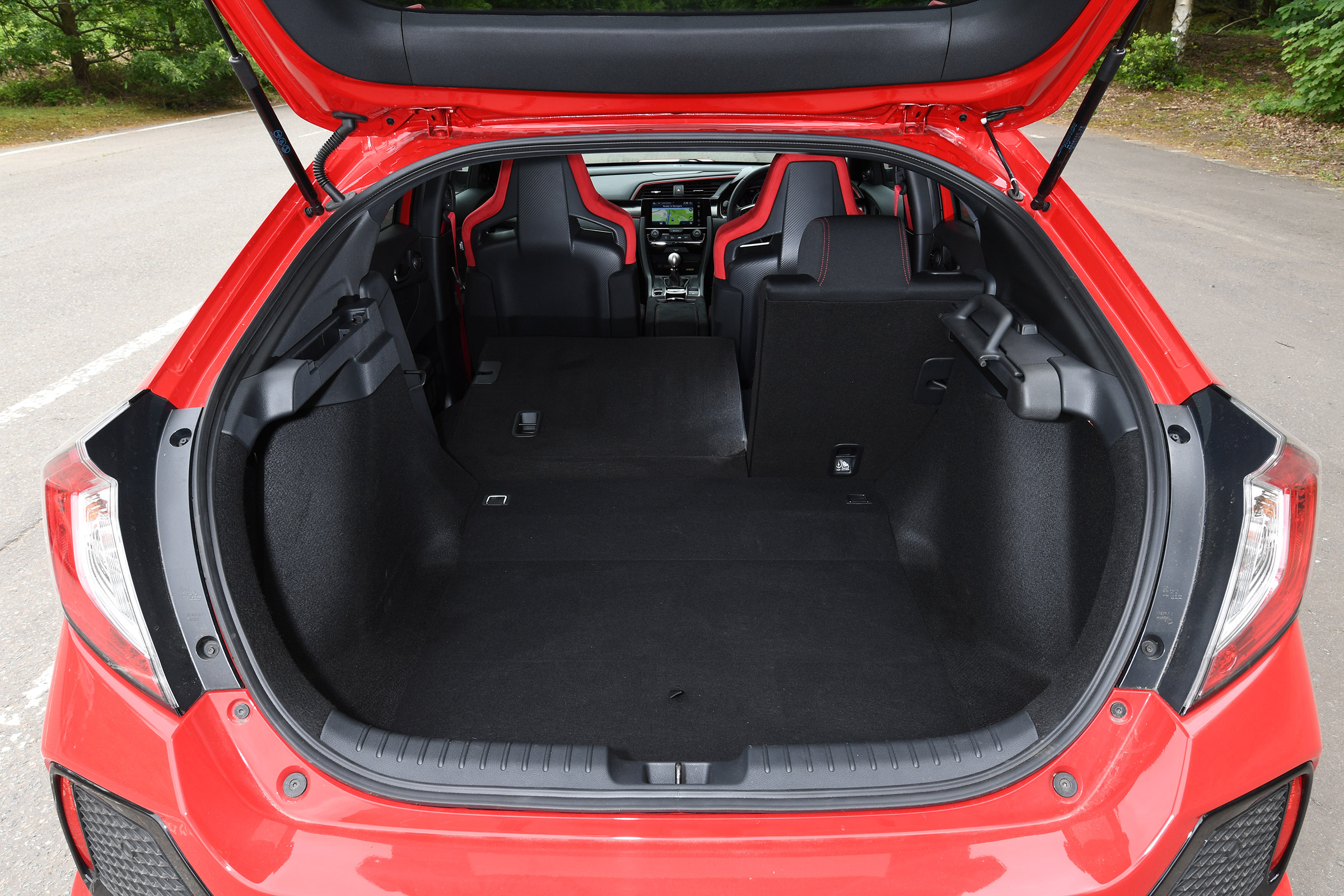 Honda Civic Type R - boot