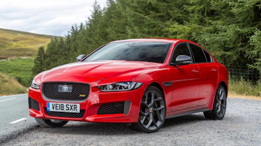 Jaguar XE 300 Sport - front static