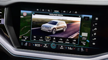 Volkswagen Touareg - infotainment