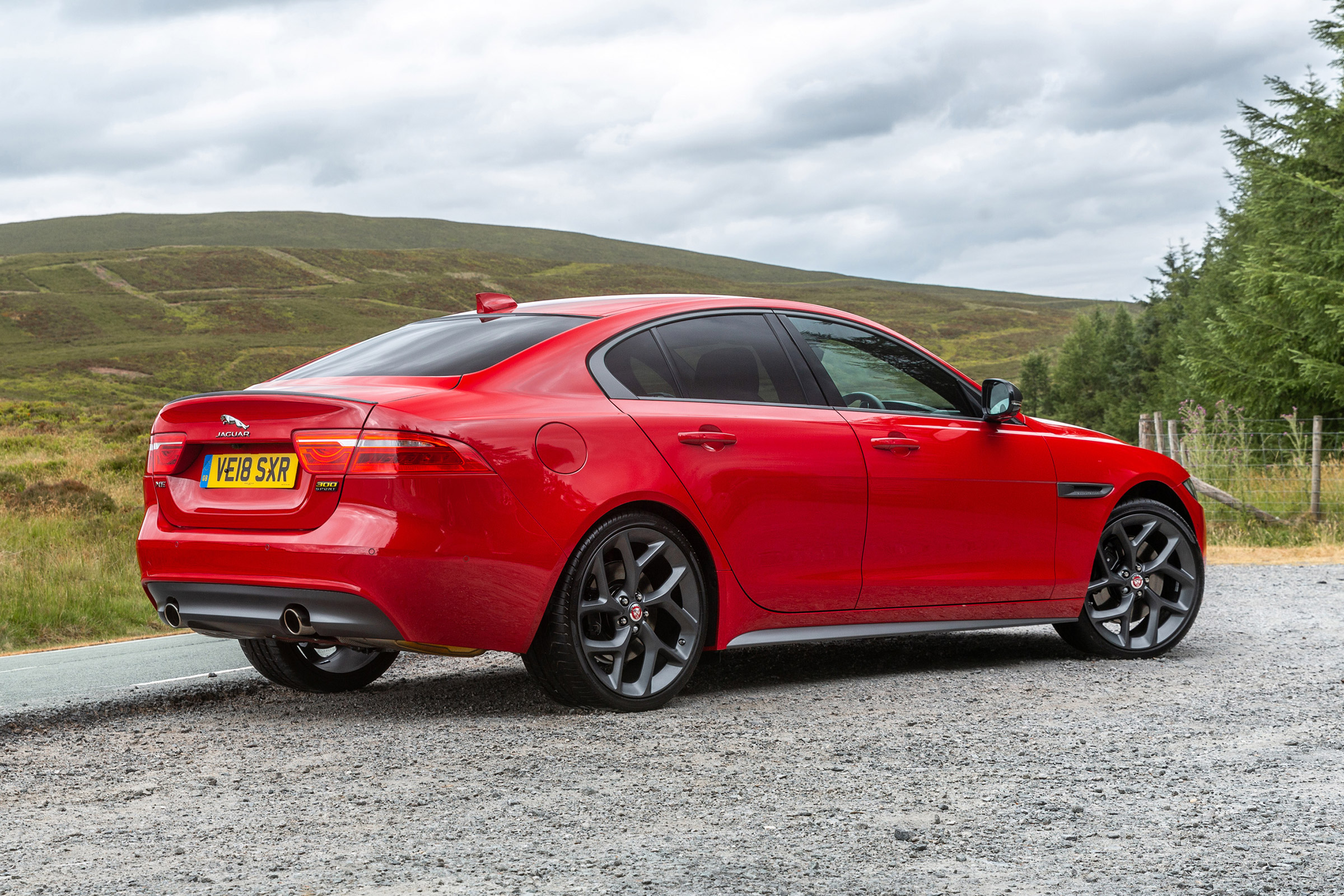 Jaguar XE 300 Sport - rear static