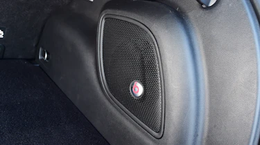 Jeep Compass - speaker