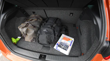SEAT Arona - boot