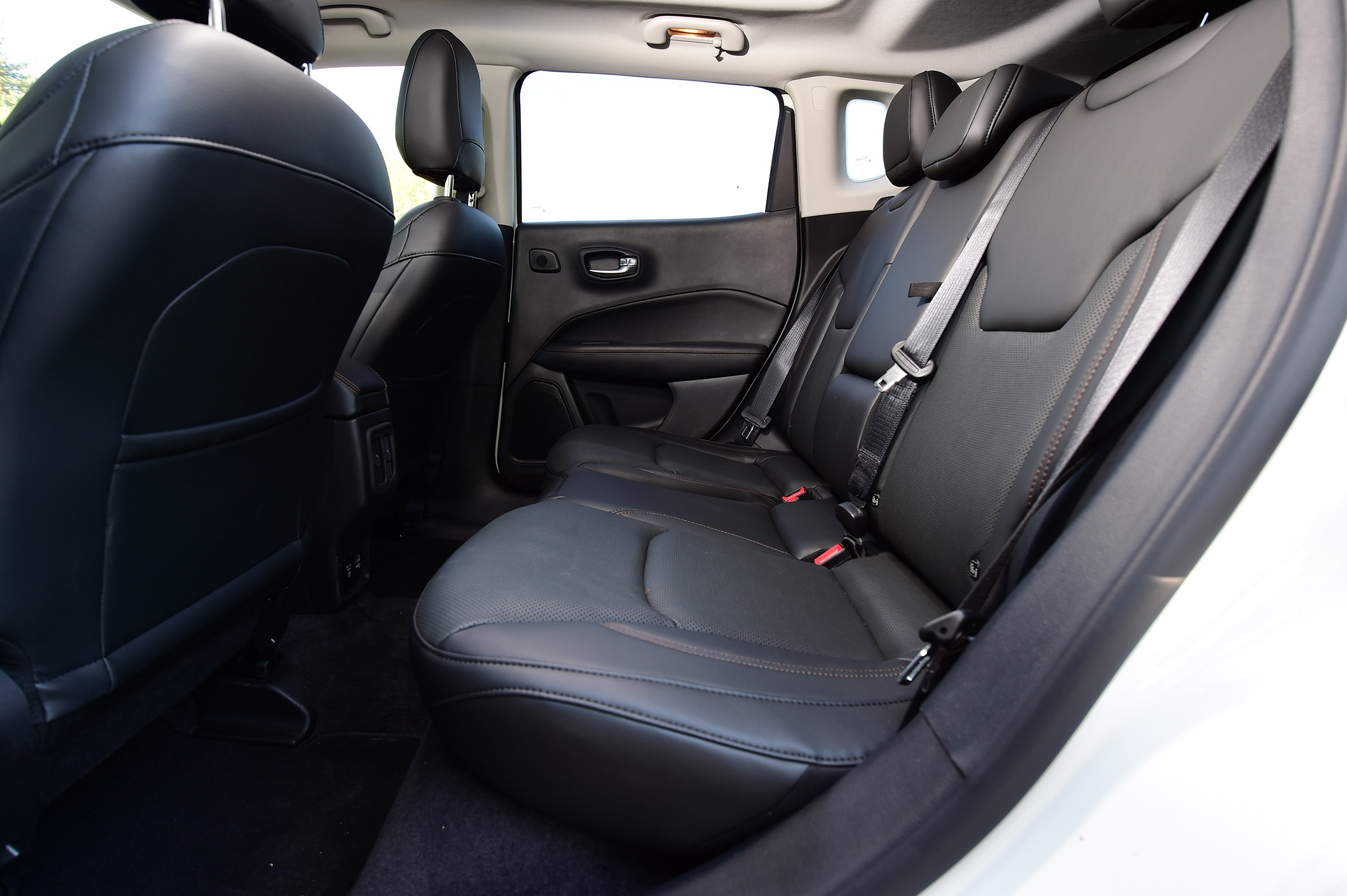 Jeep Compass - rear seats