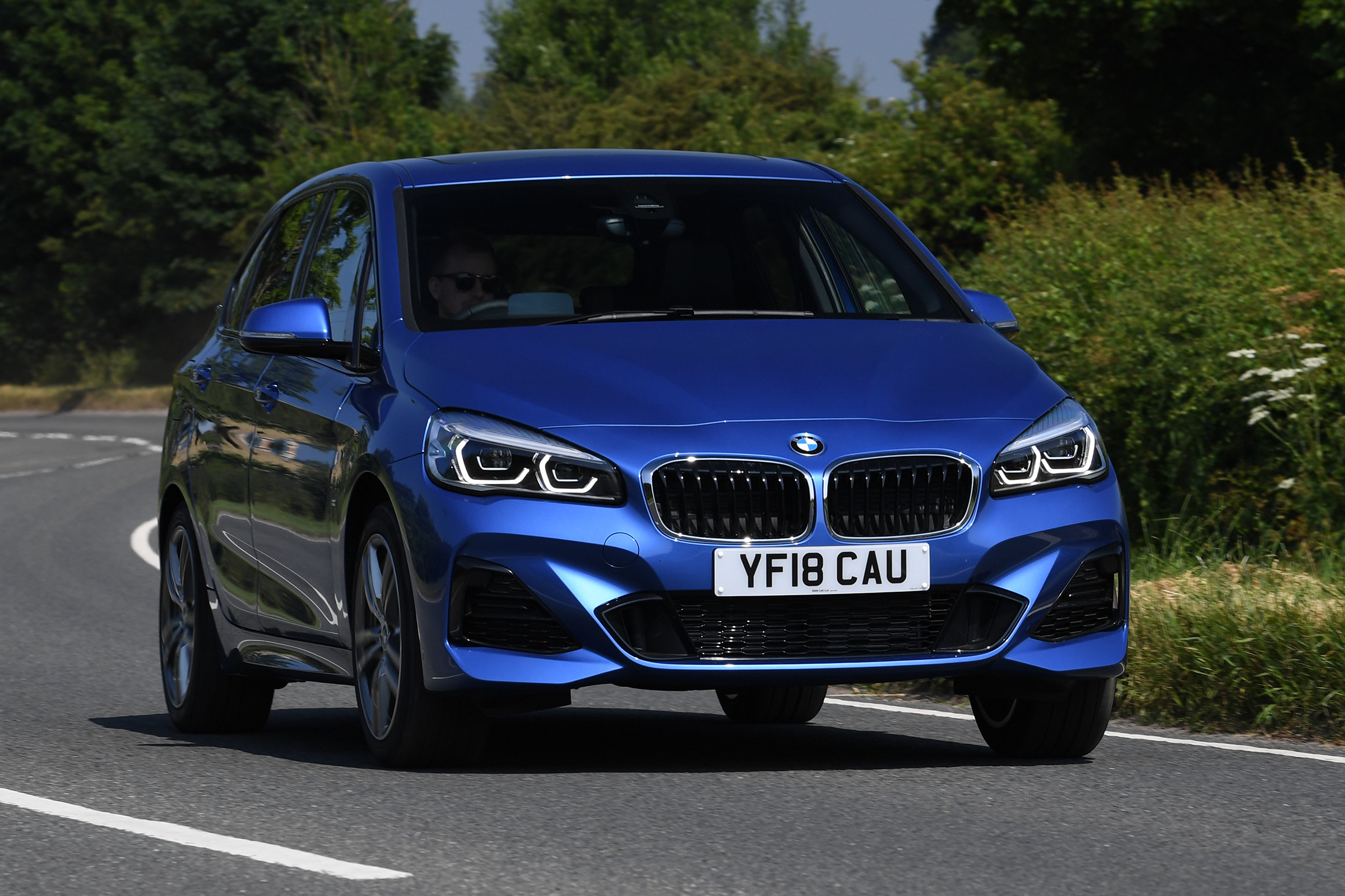 BMW 225xe Active Tourer - front