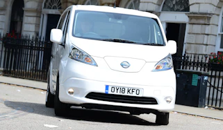 Nissan e-NV200 Combi - front