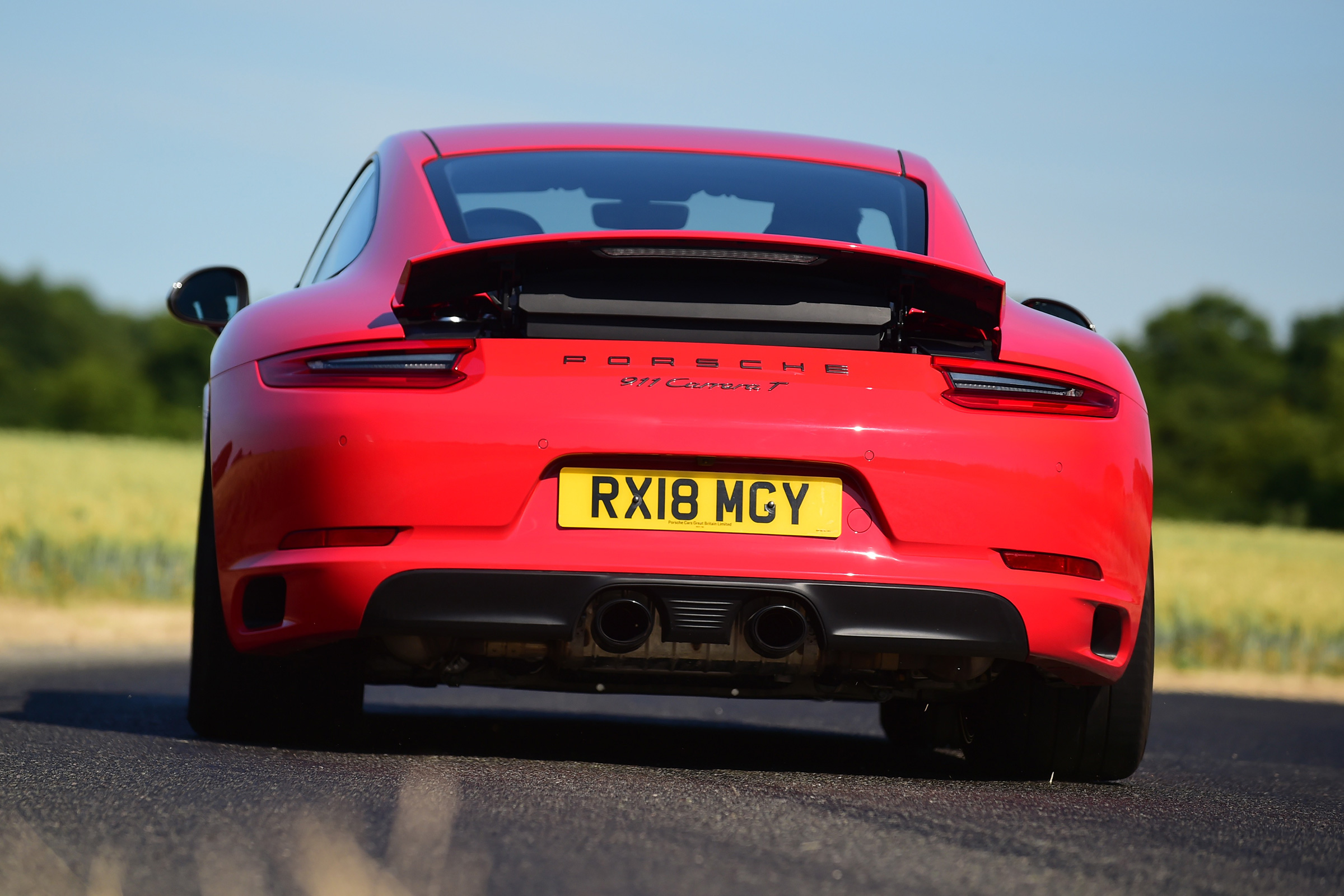 Porsche 911 Carrera T - rear