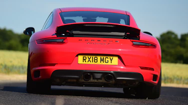 Porsche 911 Carrera T - rear