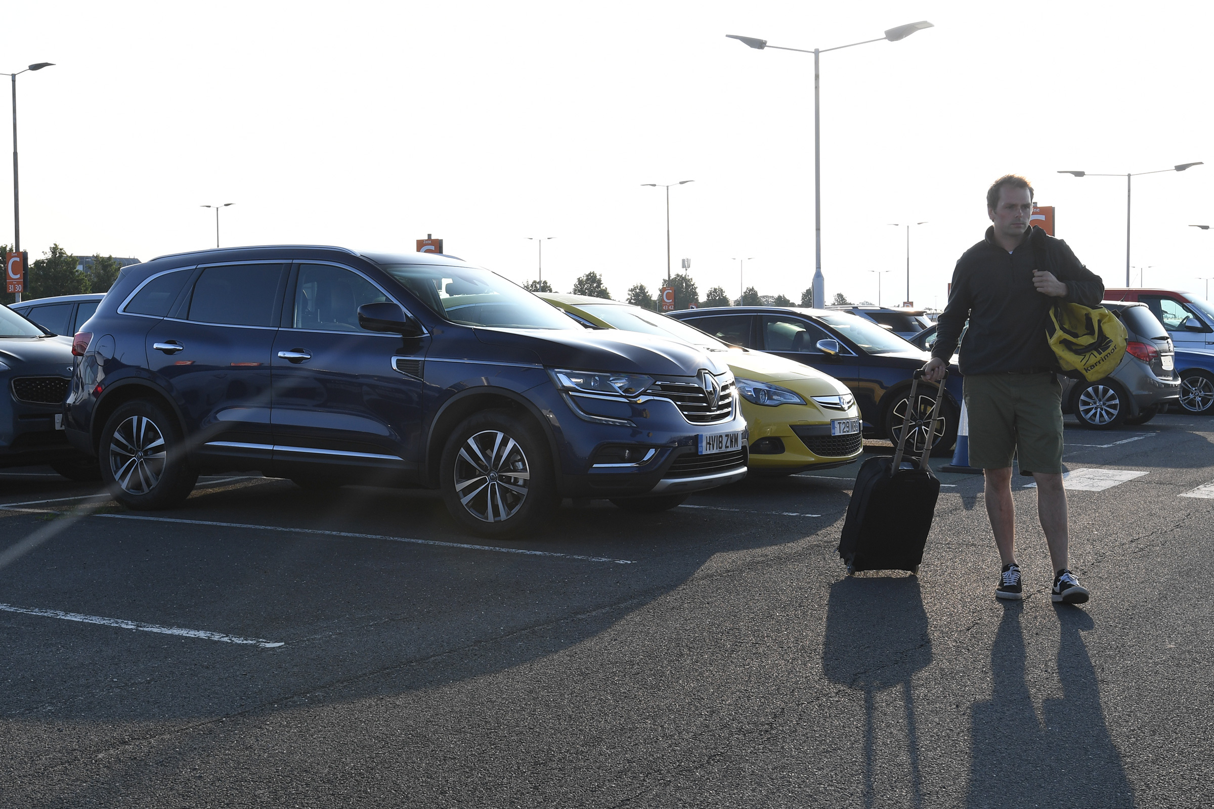 Renault Koleos - car park