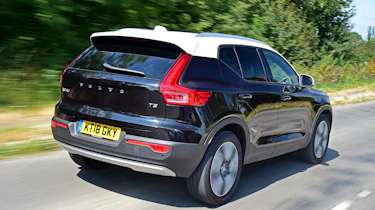 Volvo XC40 T3 - rear