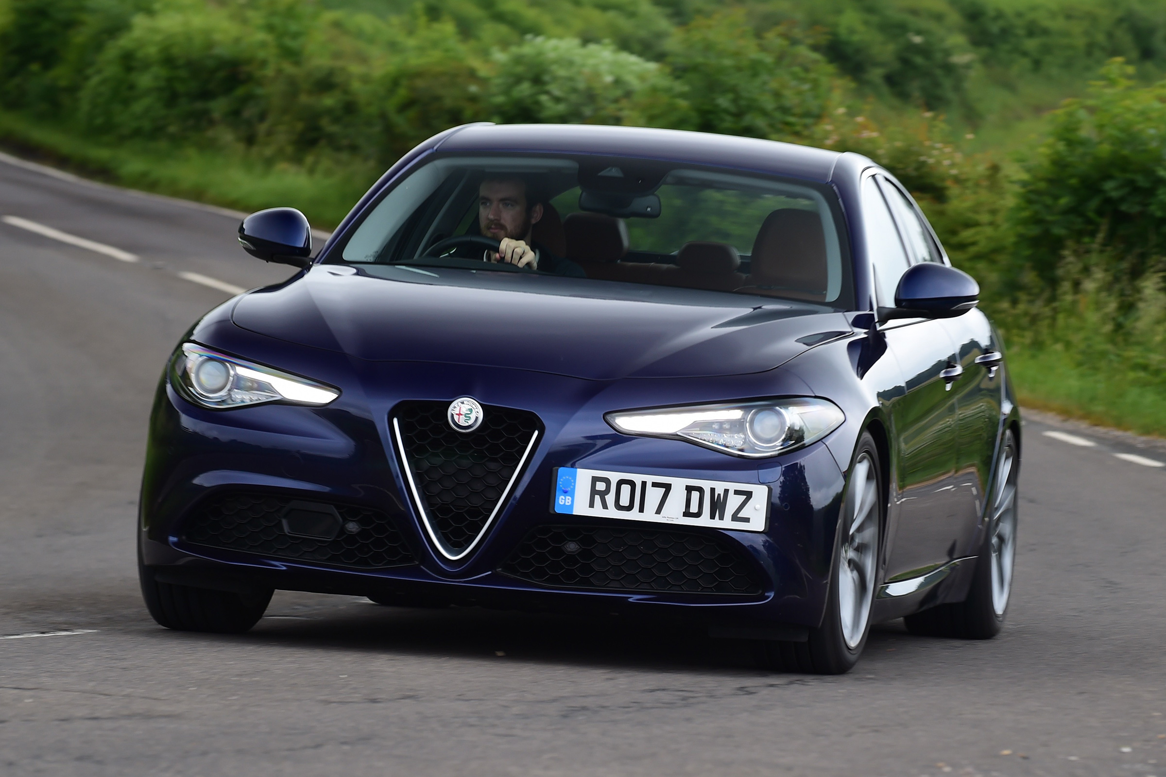 Alfa Romeo Giulia - front