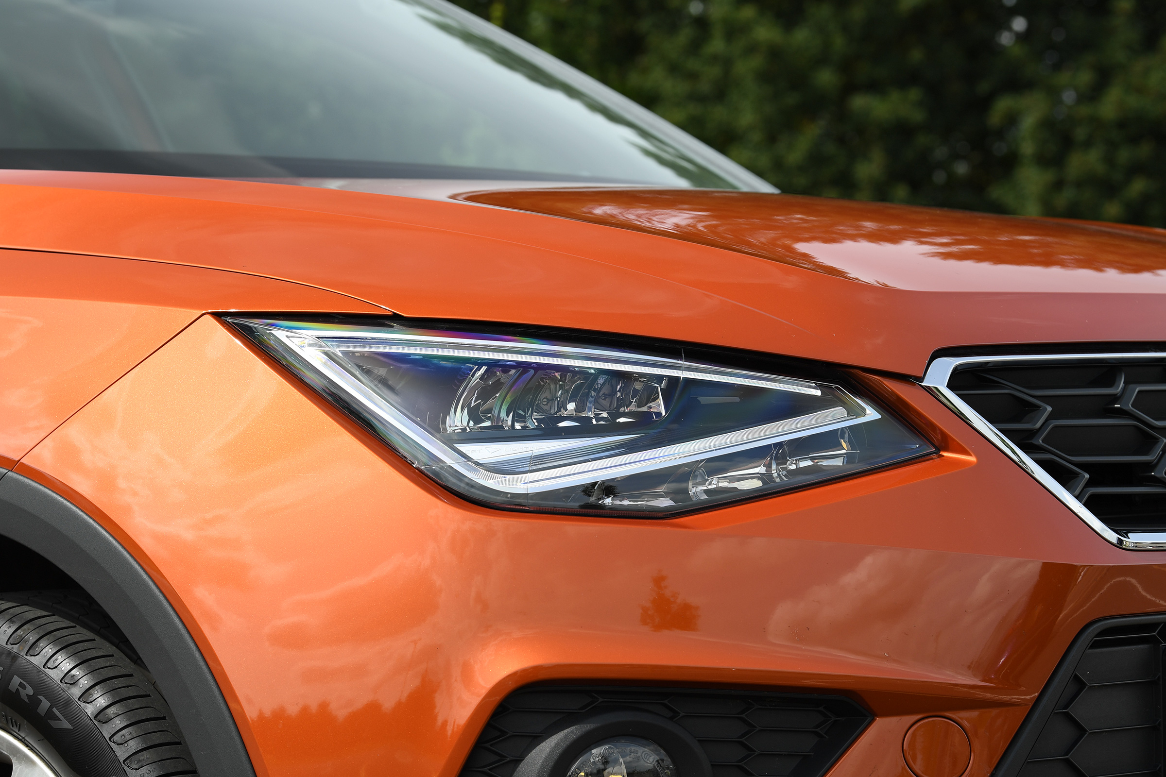 SEAT Arona - headlight