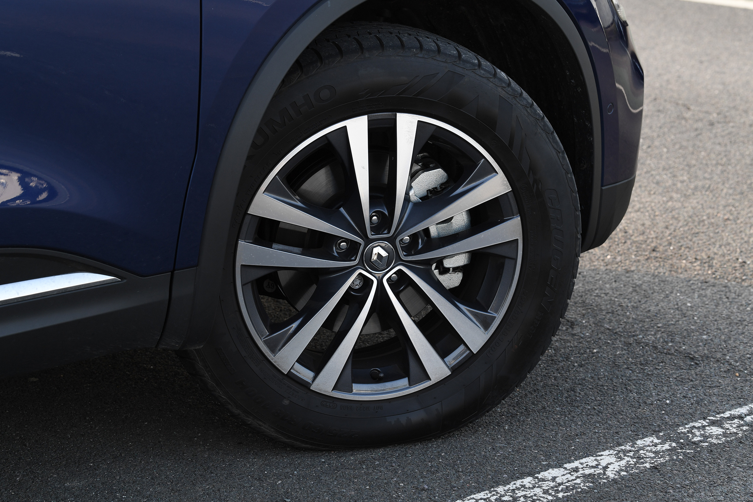 Renault Koleos - wheel