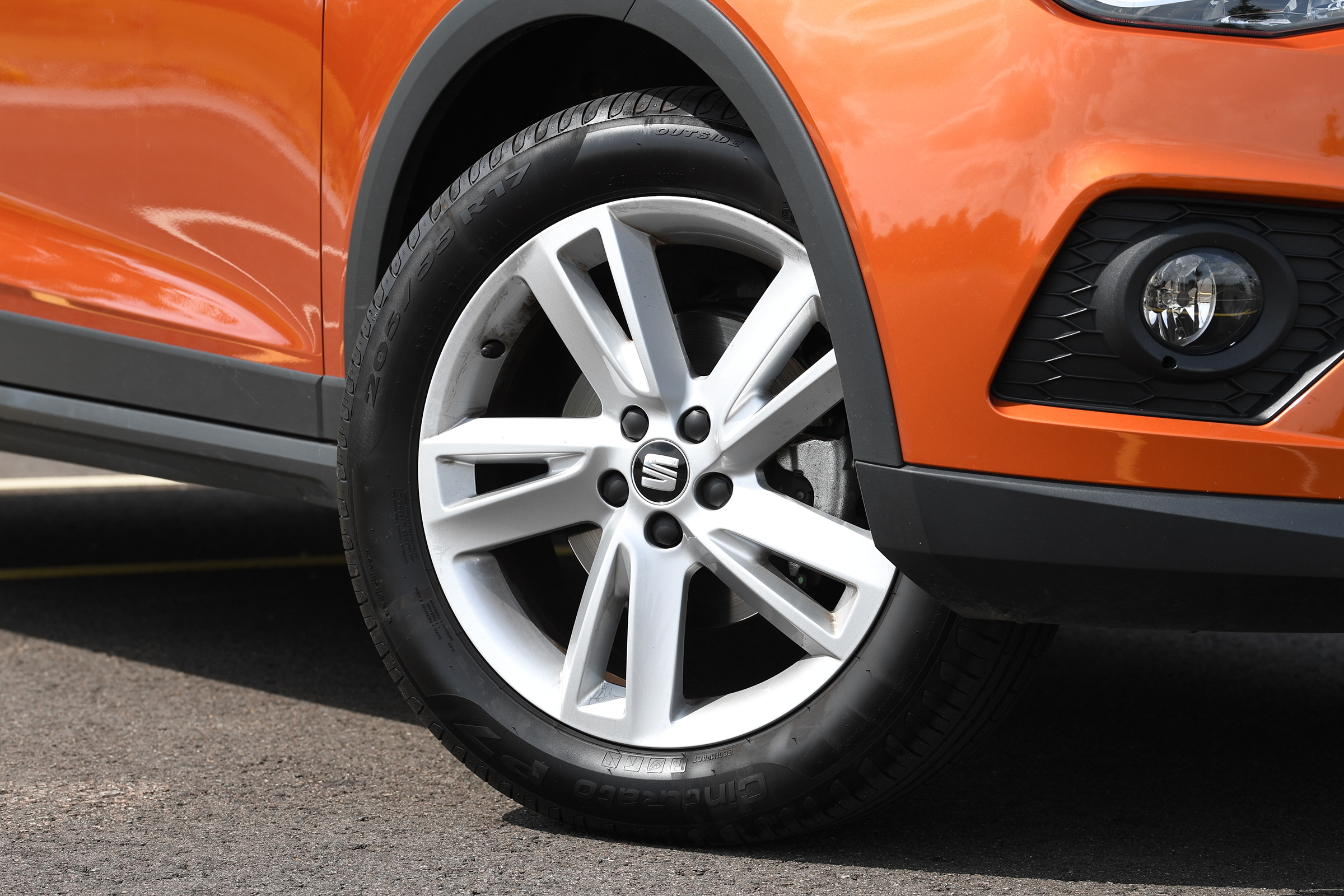 SEAT Arona - wheel