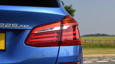 BMW 225xe Active Tourer - taillight