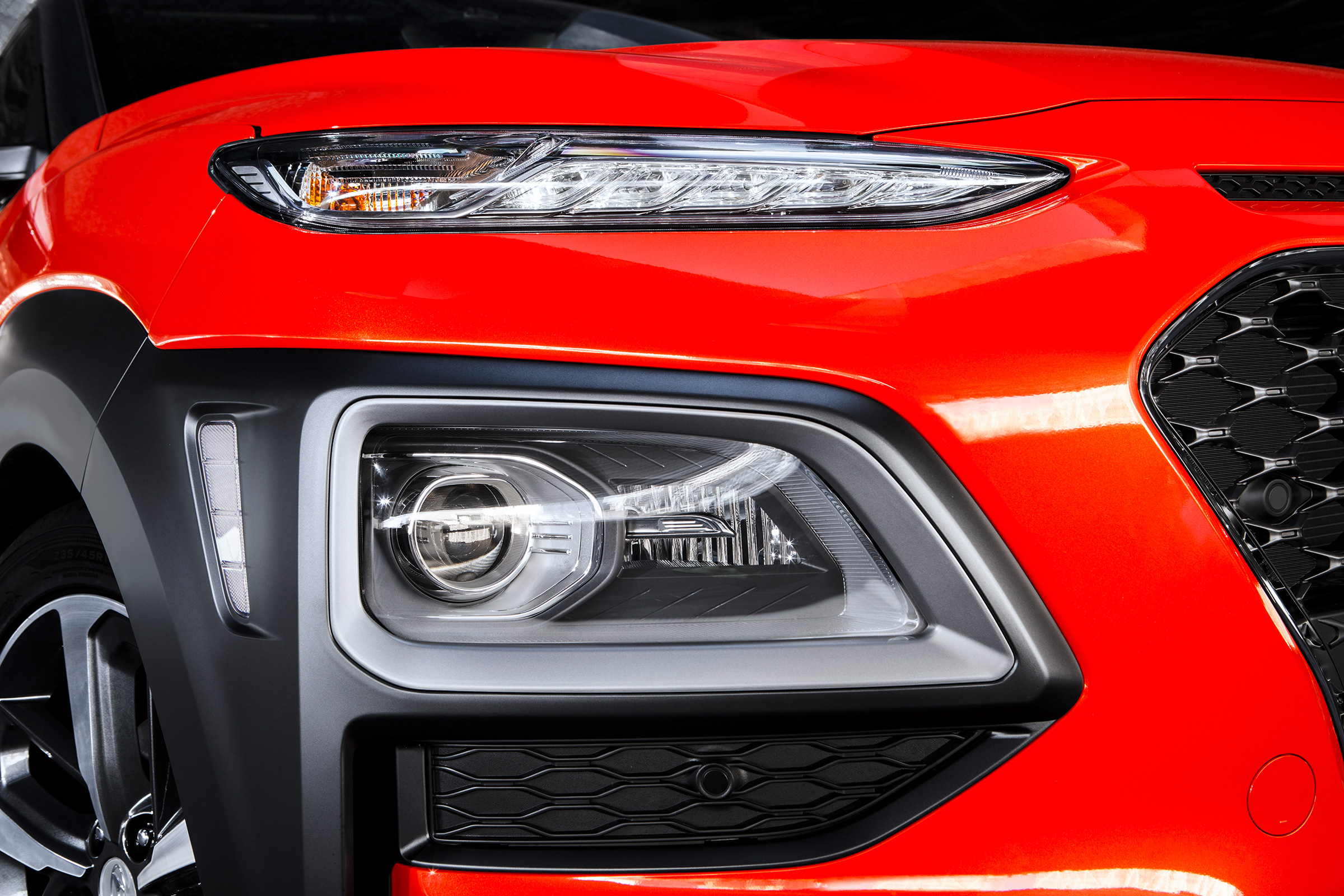 Hyundai Kona diesel - headlight