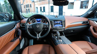 Maserati Levante - interior